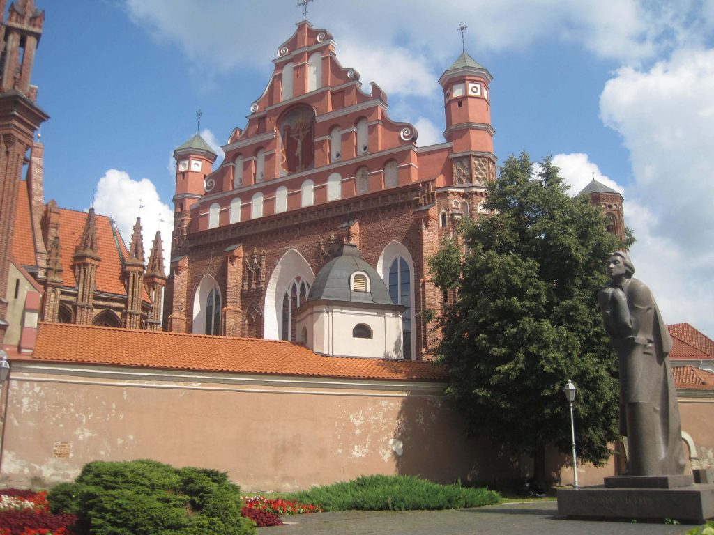 立陶宛维尔纽斯的一座教堂，我拄着拐杖旅行时参观过。开云体育总入球©开云体育登录入口手机版官网网址KettiWilhelm2015