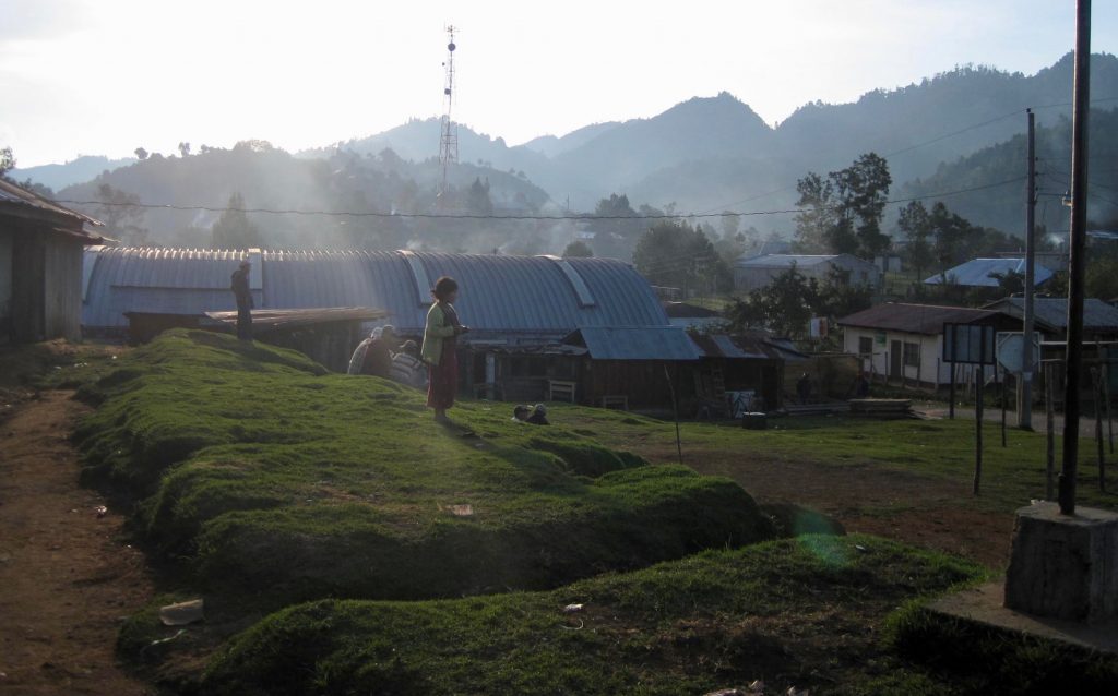 清晨的阳光洒在危地马拉的一个小山城上。光是看着它就让我觉得我自由了，摆脱了隔离。©开云体育登录入口手机版官网网址KettiWilhelm2010